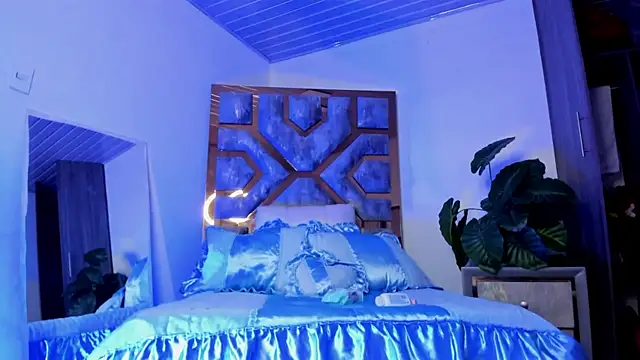 BRITHANY SPARK online show from 01.28.25