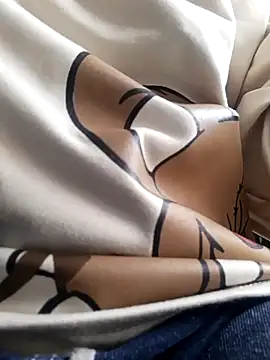 devi black13  online show from 12.25.24