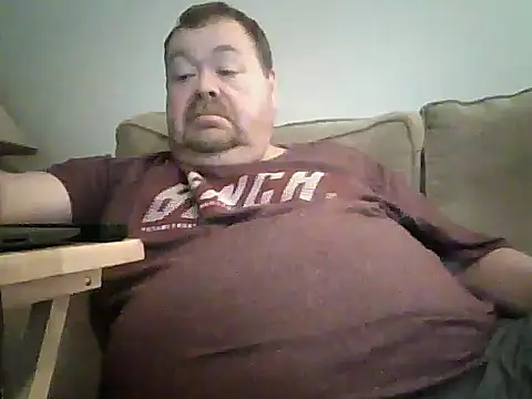 Snapshot of hitman_35 chatting on 11.23.25 hitman 35 online show from 11.23.25