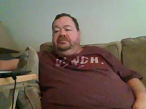 Snapshot of hitman_35 chatting on 11.24.25 hitman 35 online show from 11.24.25