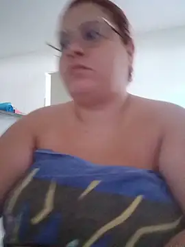 Snapshot of carola_hotwife chatting on 05.15.26 carola hotwife online show from 05.15.26