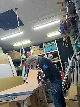 Snapshot of da--------i chatting on 03.22.25 da--------i online show from 03.22.25