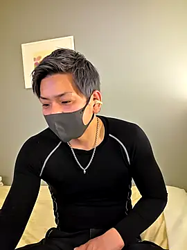 Snapshot of da--------i chatting on 11.29.25 da--------i online show from 11.29.25