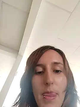 Ambar Roux  online show from 10.30.25