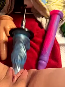 Snapshot of luisa1 chatting on 10.03.25 luisa1 online show from 10.03.25