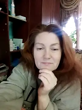 Snapshot of Madame-Butterfly chatting on 12.09.24 Madame-Butterfly online show from 12.09.24