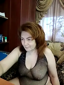 Snapshot of Madame-Butterfly chatting on 03.09.25 Madame-Butterfly online show from 03.09.25