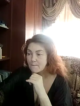 Snapshot of Madame-Butterfly chatting on 03.20.25 Madame-Butterfly online show from 03.20.25