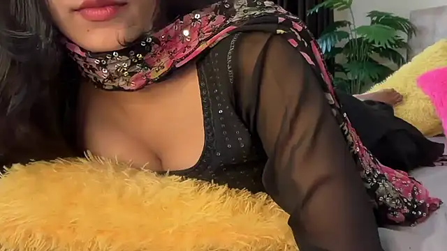 Snapshot of sexy_m23 chatting on 10.06.25 sexy m23 online show from 10.06.25