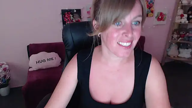 Hot Milady online show from 07.08.26