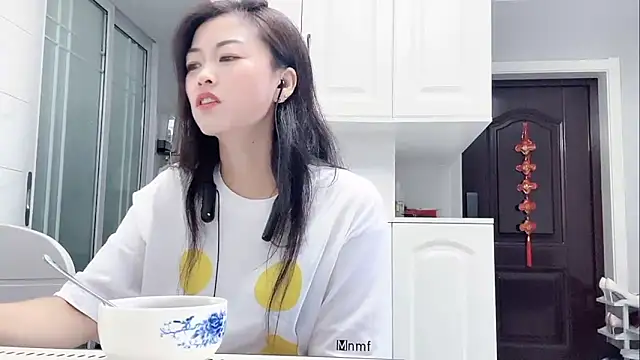 QianF-666 online show from 09.10.25