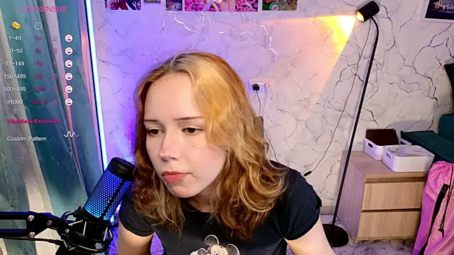 812sunflowerinahat online show from 04.06.26