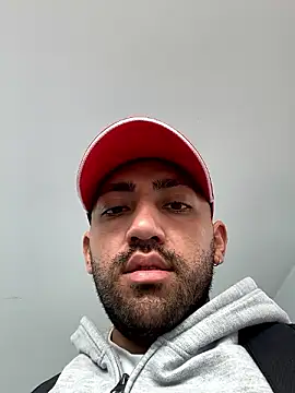 JuanZapata33 online show from 12.02.24