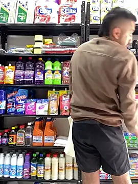 JuanZapata33 online show from 12.28.24