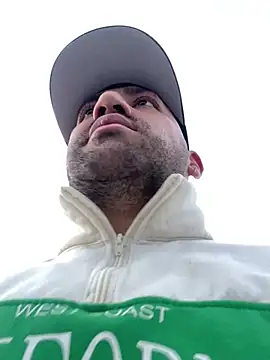 JuanZapata33 online show from 02.21.25