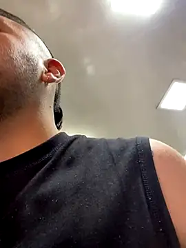 JuanZapata33 online show from 09.13.25