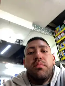 JuanZapata33 online show from 04.09.26