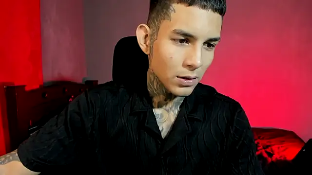 Travistanner 28 online show from 02.14.26