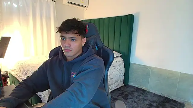 man dur07 online show from 12.21.25