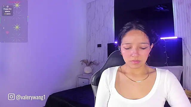 Valery wang online show from 09.17.25