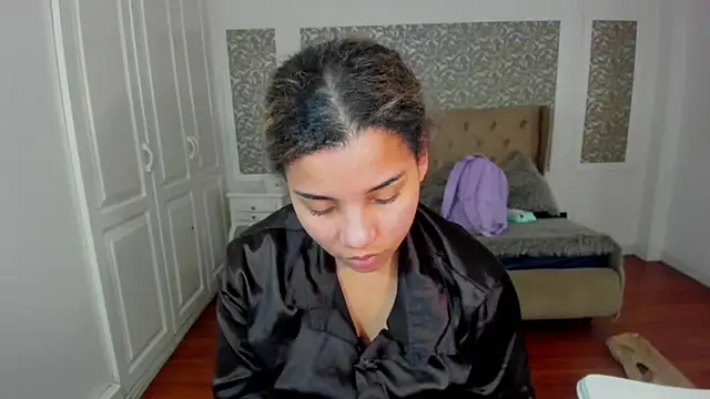 Mayaa ross online show from 09.29.25
