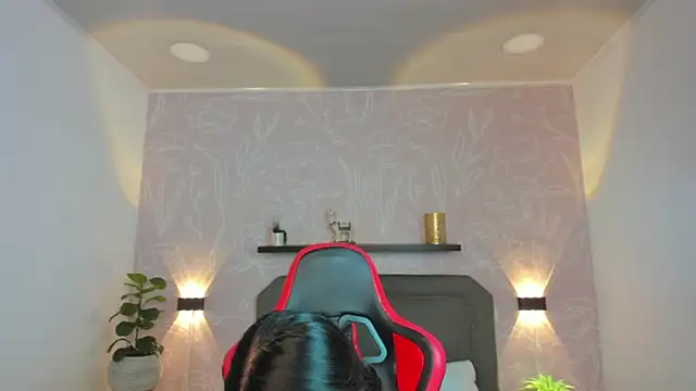 Snapshot of angelica_dymond chatting on 02.19.25 angelica dymond online show from 02.19.25