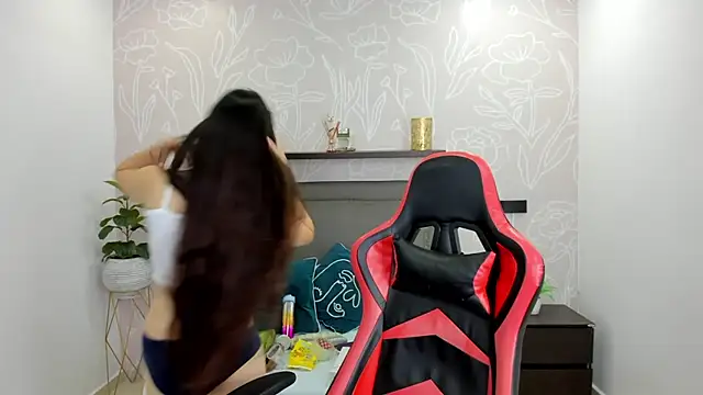 Snapshot of angelica_dymond chatting on 03.21.25 angelica dymond online show from 03.21.25