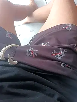 Snapshot of 1995eduardo chatting on 11.02.25 1995eduardo online show from 11.02.25