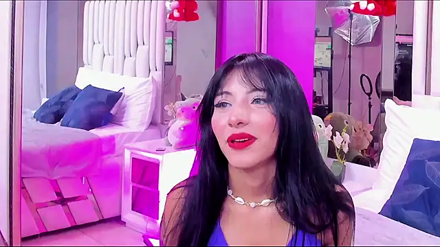 Snapshot of Kitty_Eliffe chatting on 02.04.25 Kitty Eliffe online show from 02.04.25