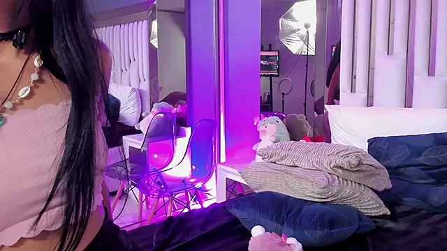 Snapshot of Kitty_Eliffe chatting on 03.12.25 Kitty Eliffe online show from 03.12.25