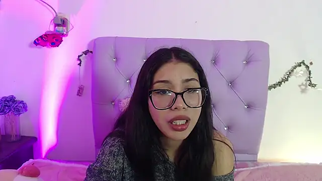 AmberJeong online show from 01.21.25