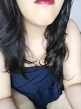 Tota Khan online show from 10.18.25