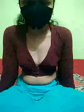 Snapshot of indiancouple09 chatting on 12.12.24 indiancouple09 online show from 12.12.24