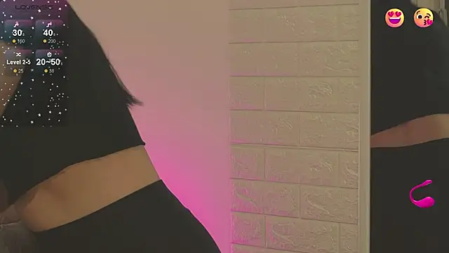 Ariel  Blossom online show from 03.10.25