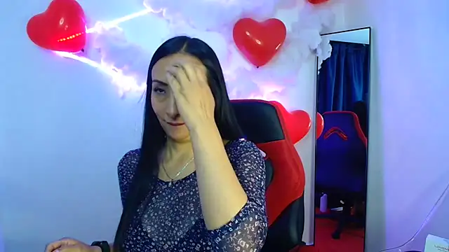 Snapshot of yaralyminjo2 chatting on 02.13.25 yaralyminjo2 online show from 02.13.25