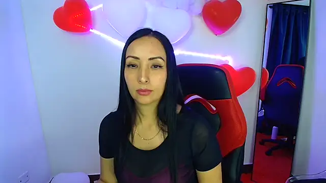 Snapshot of yaralyminjo2 chatting on 02.19.25 yaralyminjo2 online show from 02.19.25