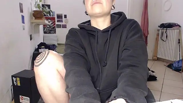 Snapshot of kinkyspirali chatting on 03.16.25 kinkyspirali online show from 03.16.25