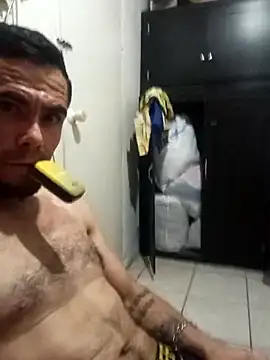 Snapshot of Hot796 chatting on 09.19.25 Hot796 online show from 09.19.25