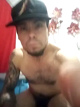 Snapshot of Hot796 chatting on 09.30.25 Hot796 online show from 09.30.25