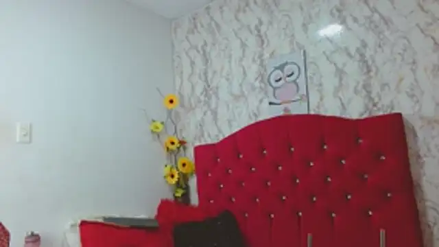 Snapshot of AlexaFontana chatting on 02.08.26 AlexaFontana online show from 02.08.26