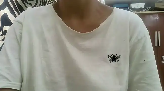 Snapshot of Pie066_ chatting on 02.05.25 Pie066 online show from 02.05.25