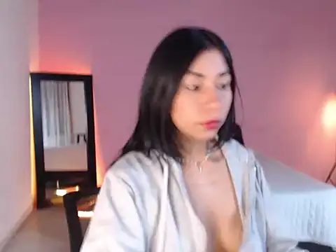 selene gils online show from 04.19.26