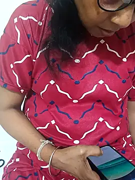 Saroj-Shah online show from 10.28.25