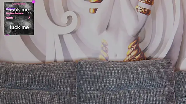 hailey peach online show from 03.01.25