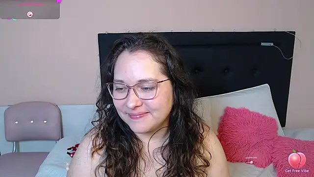 May Carlier online show from 03.17.25