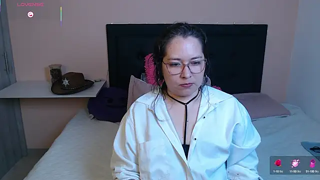 May Carlier online show from 10.21.25