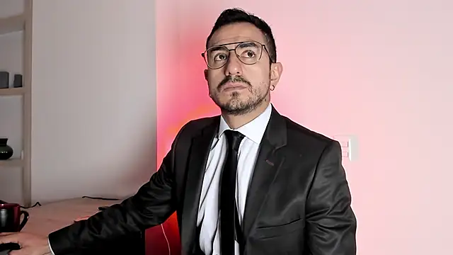 Snapshot of pablo-rincon95 chatting on 12.25.24 pablo-rincon95 online show from 12.25.24