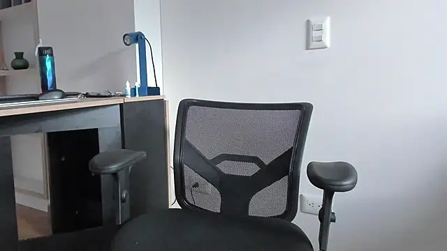 Snapshot of pablo-rincon95 chatting on 02.11.25 pablo-rincon95 online show from 02.11.25