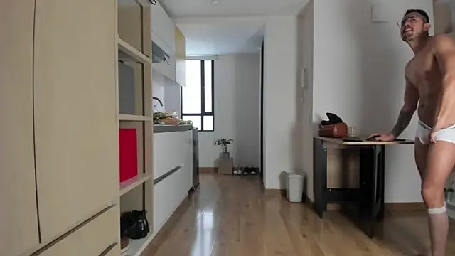 Snapshot of pablo-rincon95 chatting on 09.11.25 pablo-rincon95 online show from 09.11.25