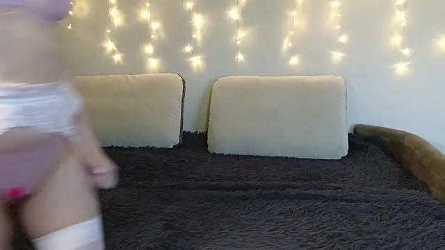 Tutti Frutt1s online show from 02.01.26